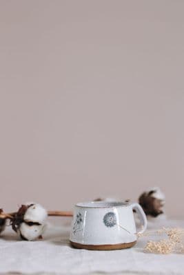 Lindy Garner | Dandelion Mug