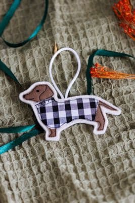 Lucy Leach | Dachshund with Gingham Coat Decoration