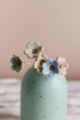 Nicky Edmunds | Ceramic Flowers