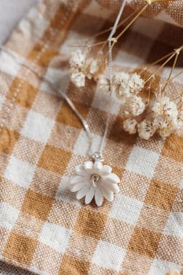 Purely Porcelain | Bell Daisy Pendant