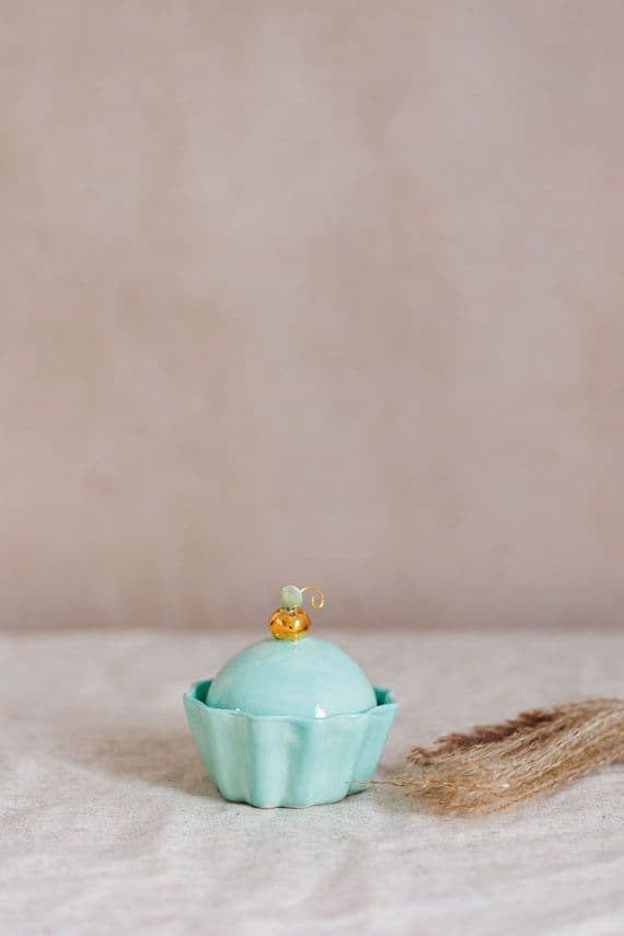 Sophie Smith Ceramics | Apple Cupcake Trinket Pot with Gold Lustre | Trinket Box | High Wycombe