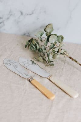 Tessa Curry | Happily Ever After Cake Knife