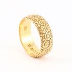 Antique Solid 18Ct Gold 8.5g Floral Engraved Patterned Wedding Ring / Band