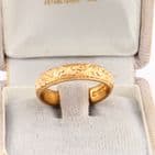 Antique Solid 22Ct Gold 8.5g Floral Engraved Patterned Wedding Ring / Band
