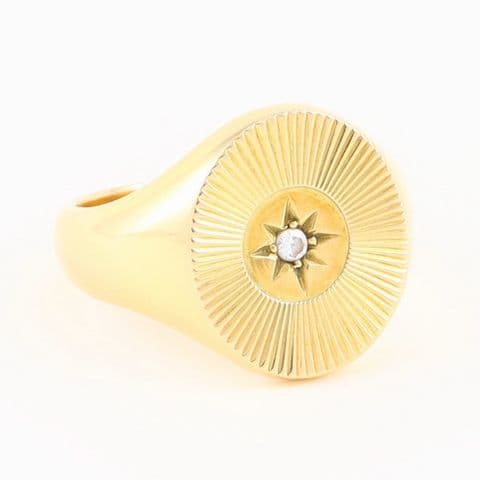 Vintage 18Ct Gold And Solitaire Diamond Signet Ring by Bravingtons 12.5g