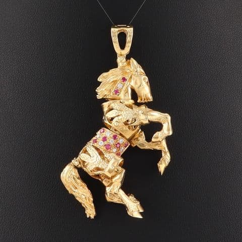 Vintage Large 9Ct Gold 27.8g Articulated Horse Pendant With Red And White Stones