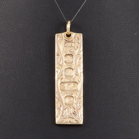 Vintage Solid 9Ct Gold 14.5g Chased Patterned Ingot Pendant c 1977
