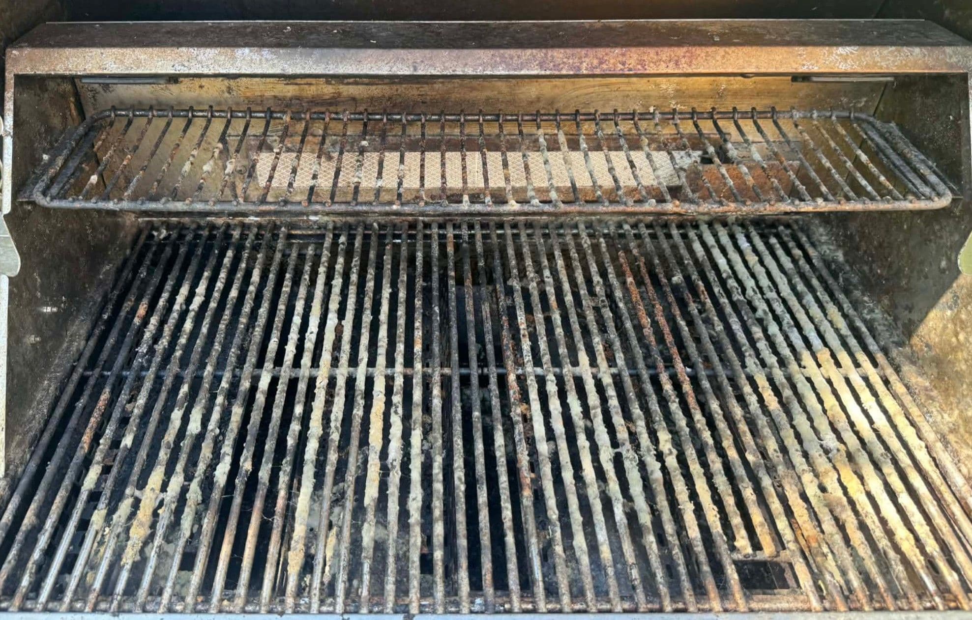 Grills before deep clean