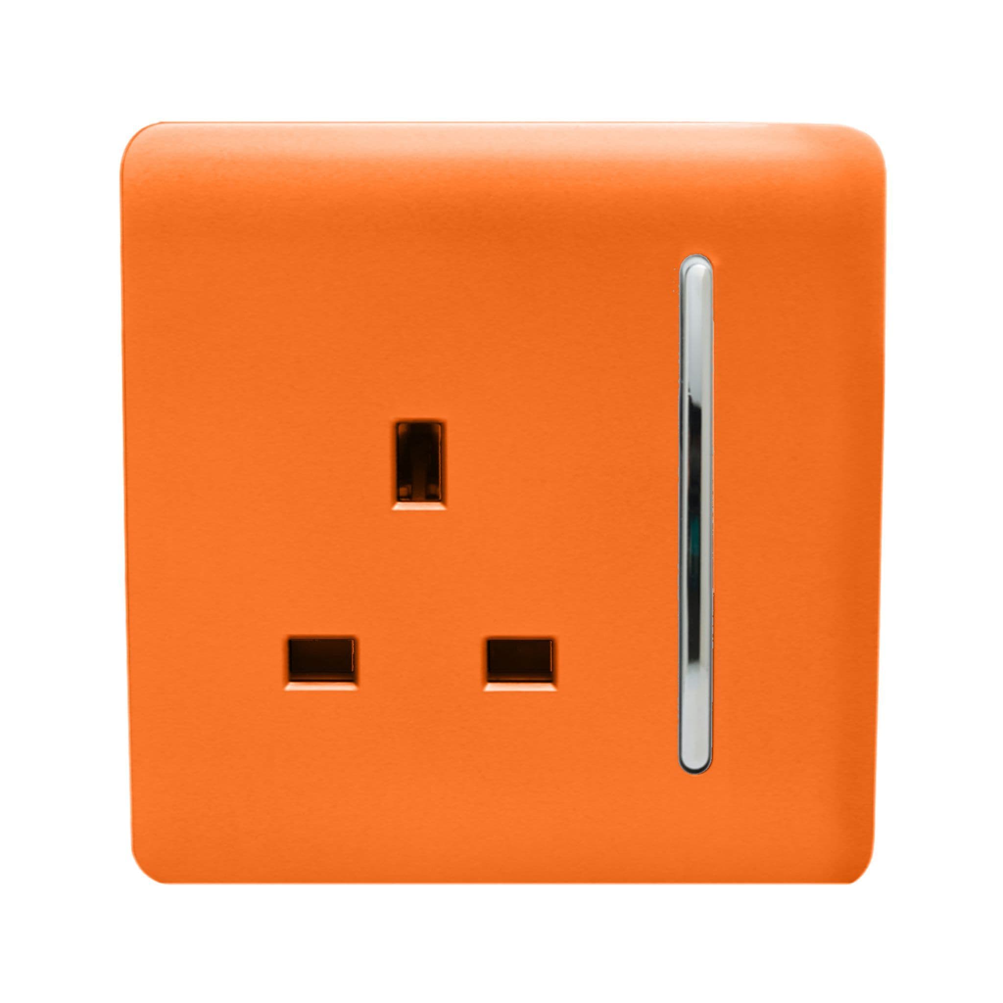 1 Gang 13 Amp Switched Plug Socket