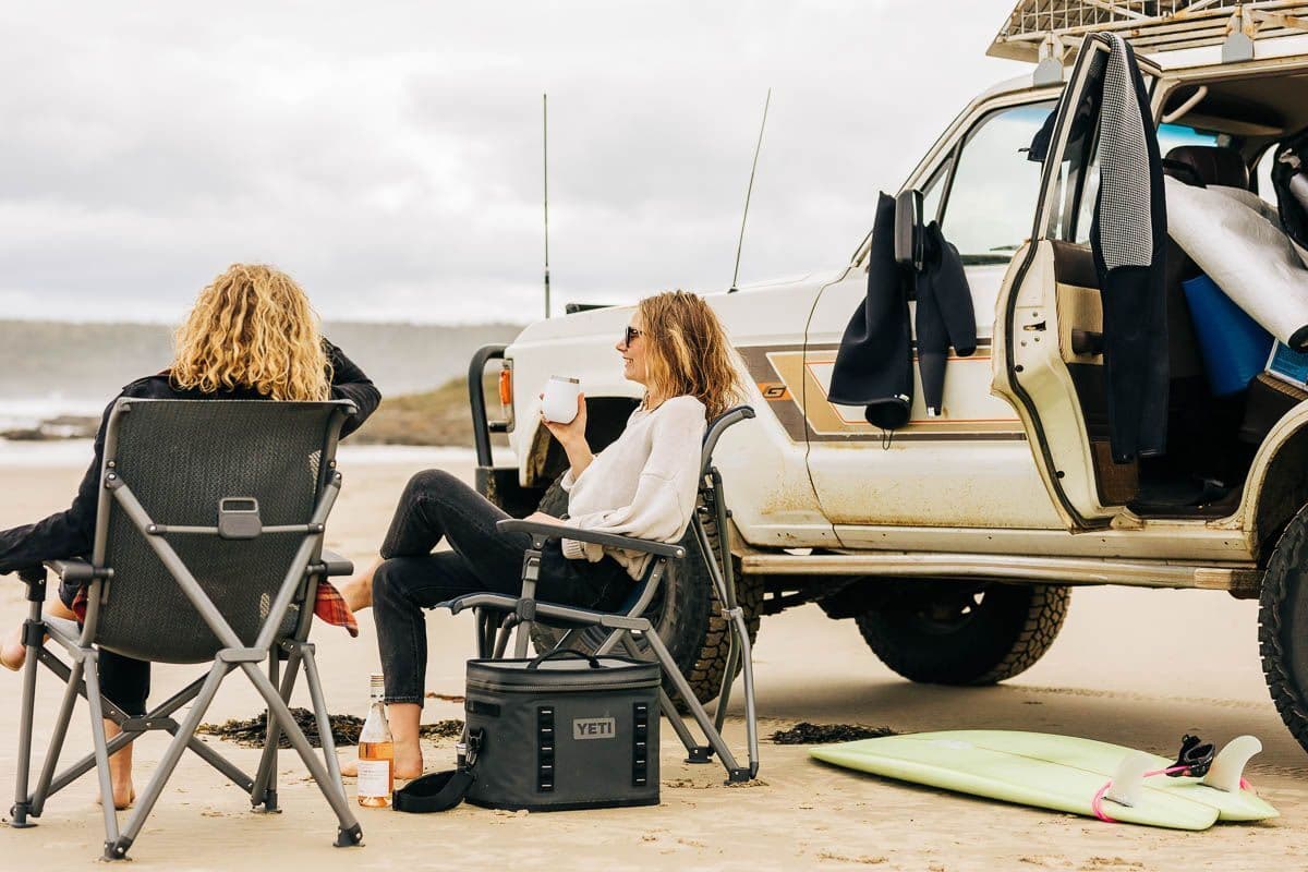 YETI Trailhead Folding Camp Chair Navy