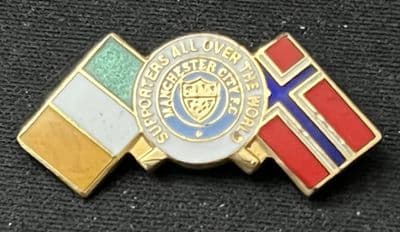 Manchester City Supporters all over the World Enamel Pin Badge