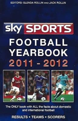 Sky Sports Football Yearbook 2011/2012 Season Paperback