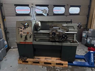 Colchester Triumph 2000 Lathe - 30