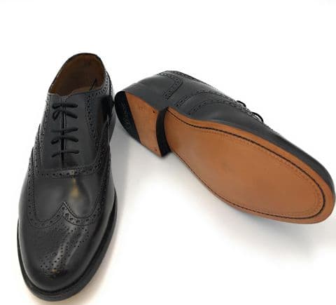 100% Leather Brogues / Shoes Size 9 Brand New