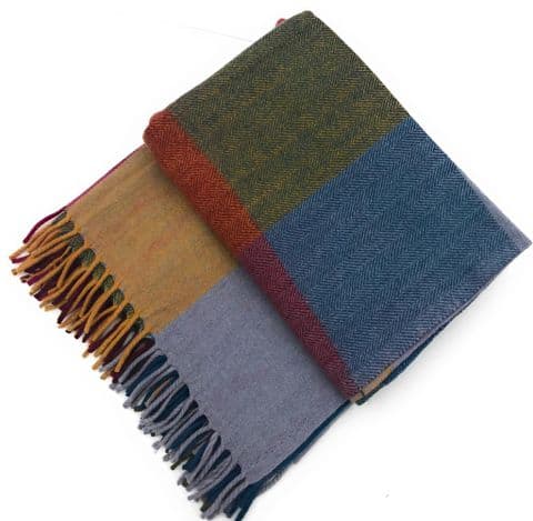 Dunedin Wool Blend Bright Tartan Blanket Throw | Recycled Wool | 155x190cm | Classic Design