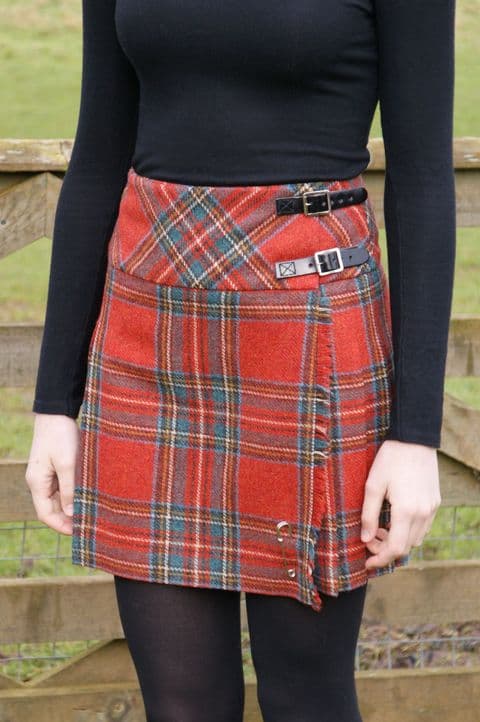 Short Kilt Ladies Tartan In Antique Royal Stewart