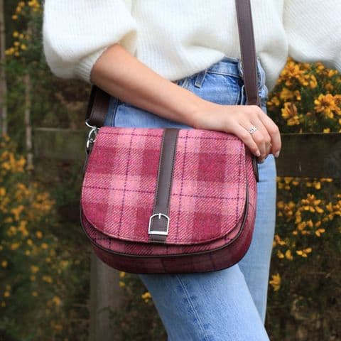 Women's Luxury Harris Tweed Shoulder Bag in Unique Salmon Pink Check LB1000-COL 99