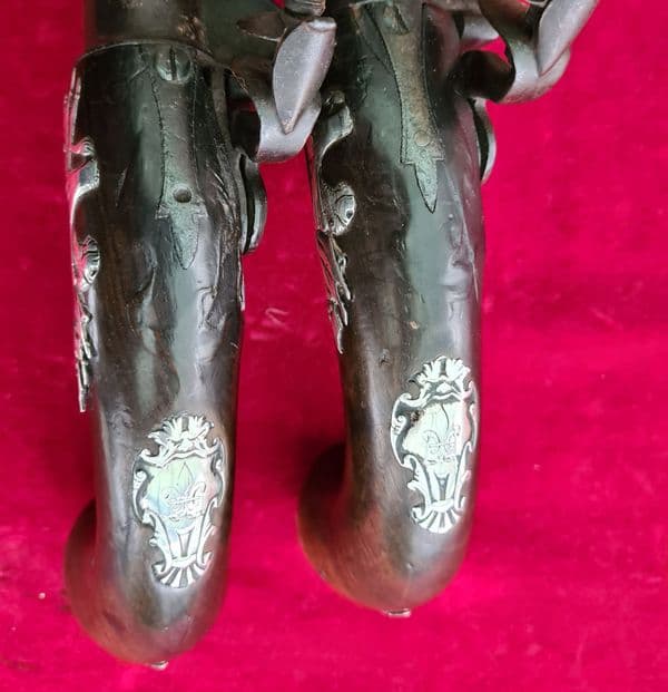 A fine pair of  Queen Anne silver mounted flintlock pistols by HAWKS of OXFORD. C.1760. Ref 3732.