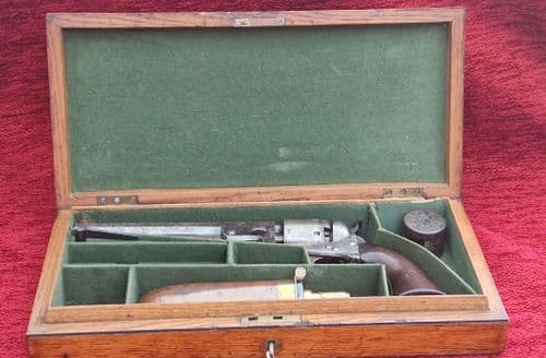 Cased Colt model 1851 London Navy .36 cal percussion revolver.  Ref 9872