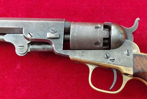 Colt model 1849 pocket .31  percussion revolver with blued barrel. Manufactured in 1864. Ref 4584.