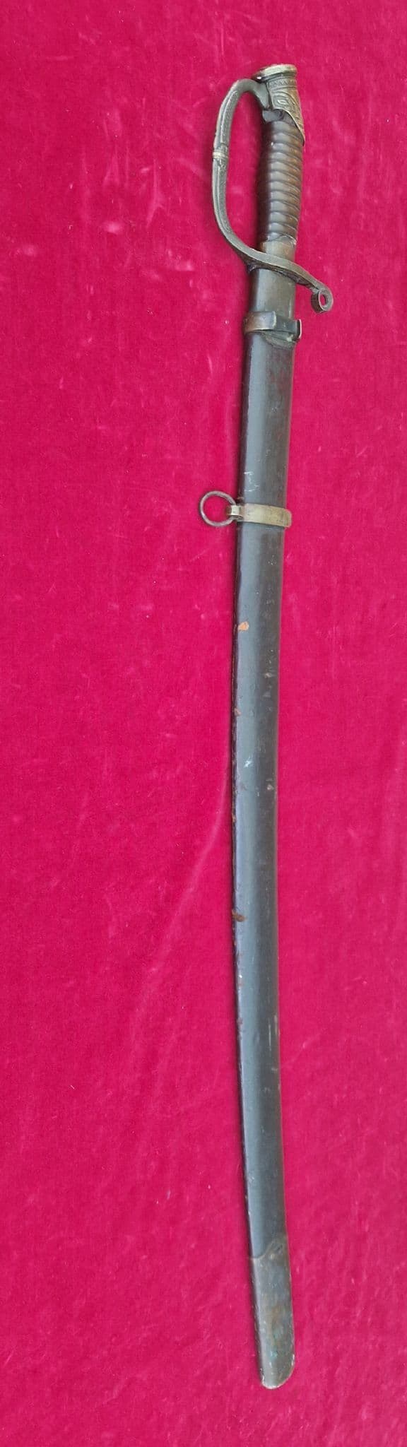 X X X  SOLD  X X X RUSSIAN  Military sword, in original brass mounted leather scabbard. Ref 4210