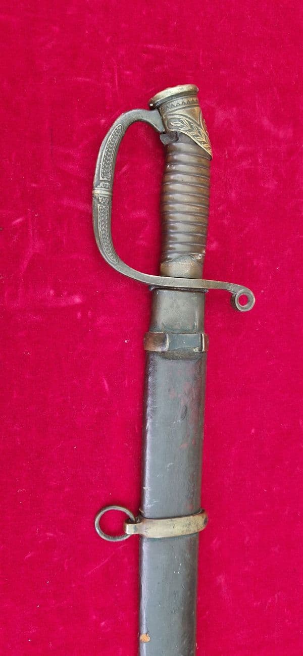 X X X  SOLD  X X X RUSSIAN  Military sword, in original brass mounted leather scabbard. Ref 4210