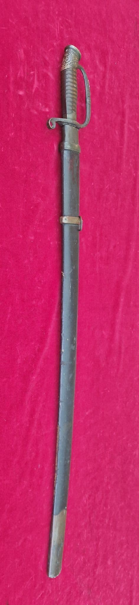 X X X  SOLD  X X X RUSSIAN  Military sword, in original brass mounted leather scabbard. Ref 4210