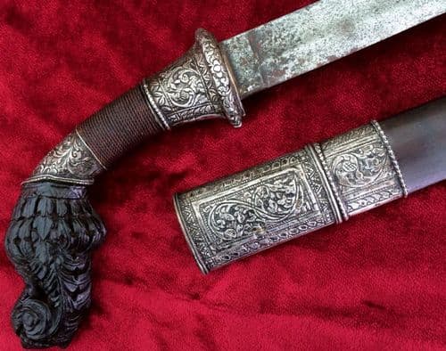 X X X SOLD X X Indonesian sword original silver covered wooden scabbard. good condition. Ref 8135