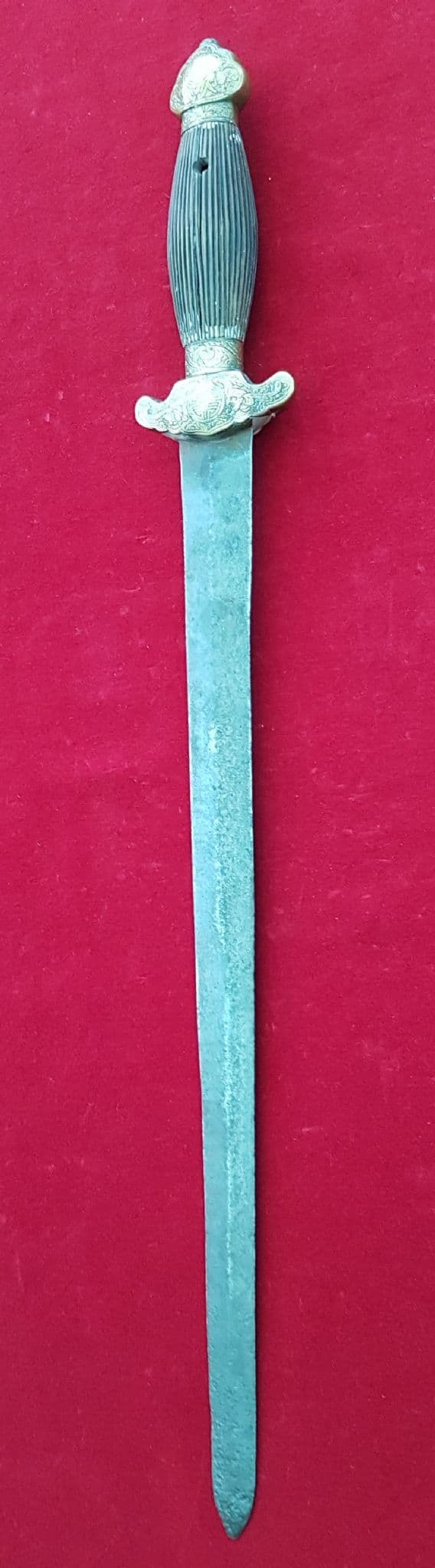 X  X  X SOLD X  X  X A Chinese short sword, probably circa 1900. Ref 1760.