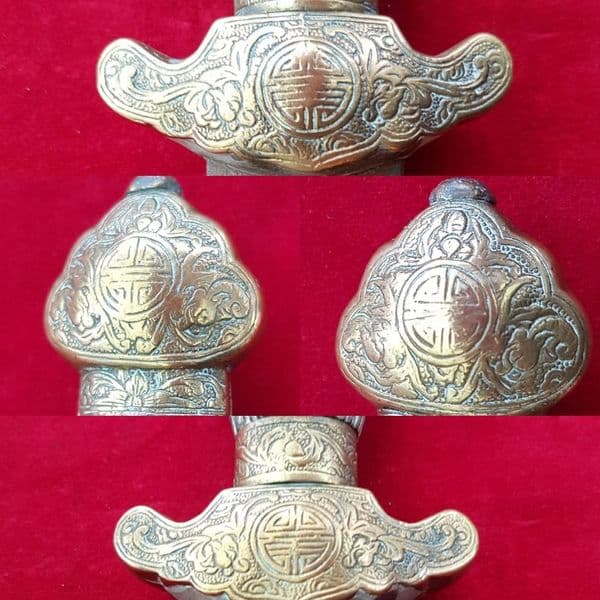 X  X  X SOLD X  X  X A Chinese short sword, probably circa 1900. Ref 1760.