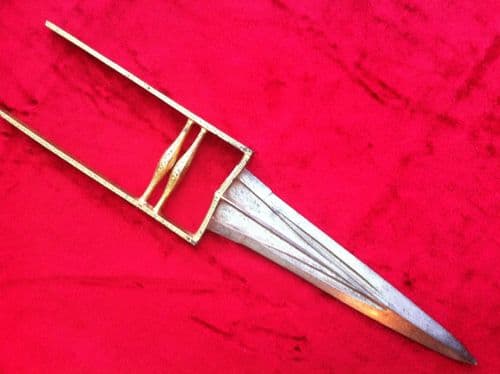 X X X  SOLD X X X A Gold inlaid Indian Katar 19th century. Ref 6225