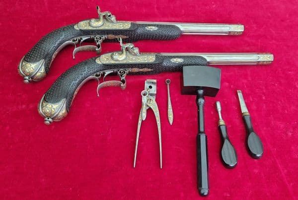 X X X  SOLD X X X  A pair of gold inlaid French percussion presentation pistols. Ref4036.