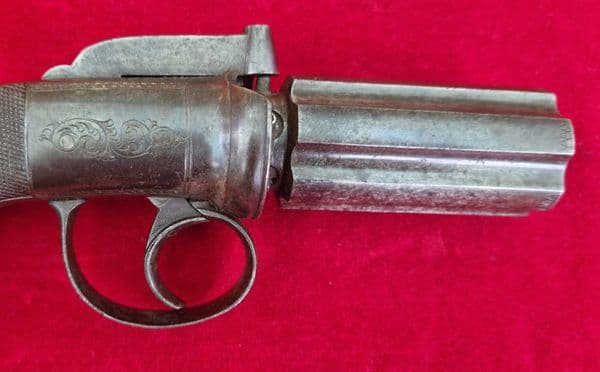 X X X  SOLD X X X  A percussion bar-hammer 6 shot pepper-box revolver. Circa 1840-1850. Ref 4142