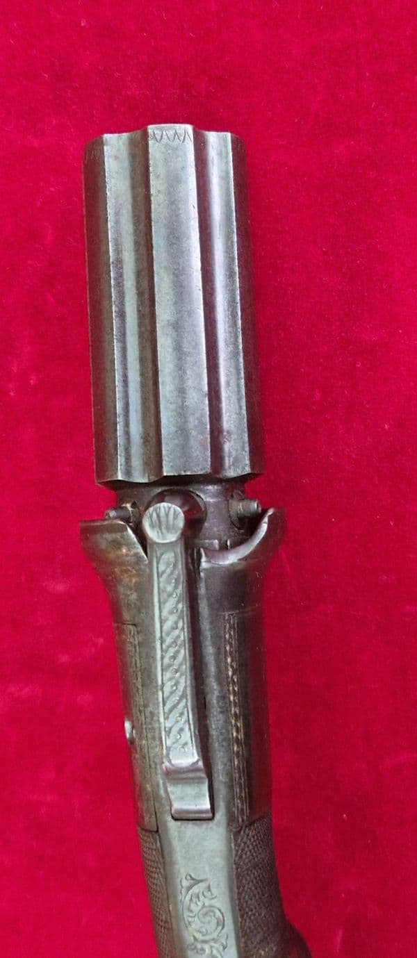X X X  SOLD X X X  A percussion bar-hammer 6 shot pepper-box revolver. Circa 1840-1850. Ref 4142