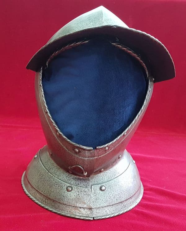 X X X  SOLD  X X X  A rare and fine Burgonet helmet. English Civil War era. Ref 9282.