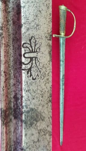 X X X SOLD X X X Brass hilted hunting hanger from the American Revolutionary war. Ref 2263.