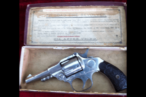 X X X SOLD X X X Metropolitan Police .32 Rimfire Revolver, excellent condition in its original