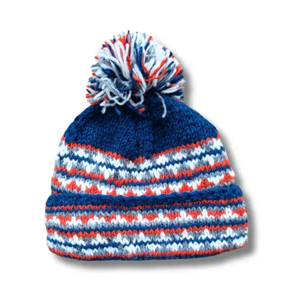 Annapurna bobble hat