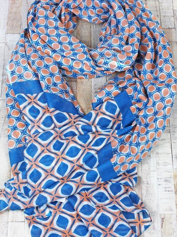 Hand Printed 100% Cotton Sarong /Scarf Blue Diamonds