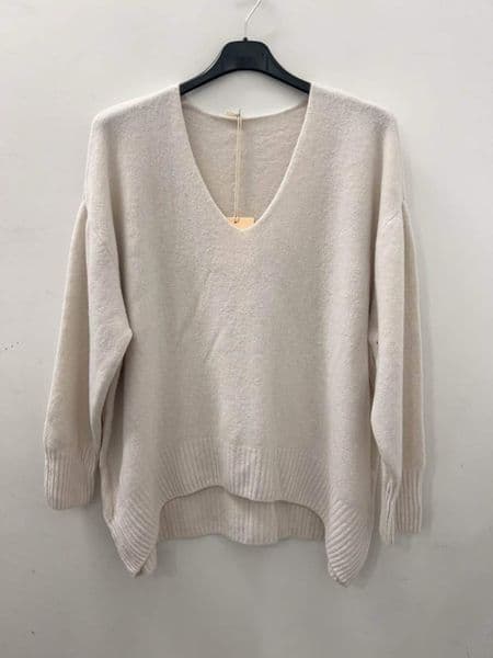soft V neck Jumper