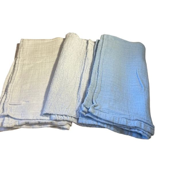 0-0 3 x Blue Muslin Cloths