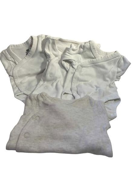 0-1 Month 4 x Crossover Long Sleeved Body