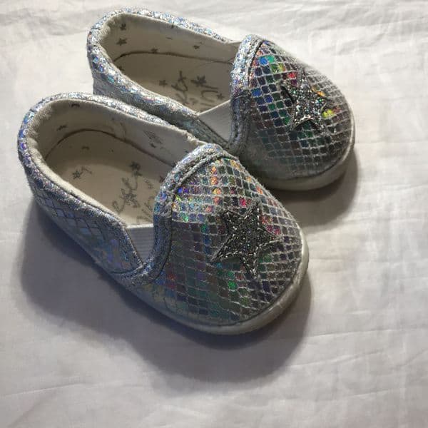 3-6 Month Size 1 Silver Shoe