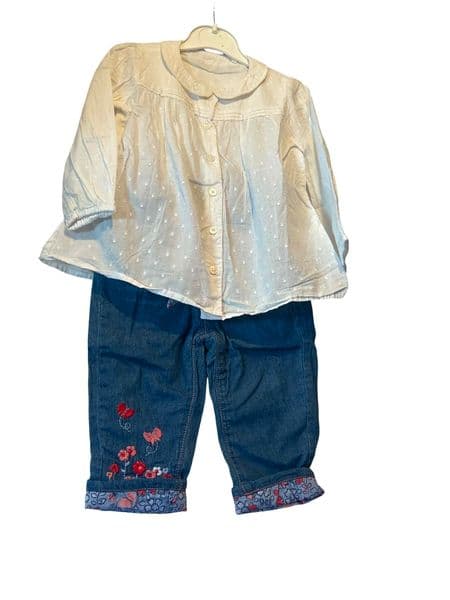 9-12 Month Tu & George Baby Girls White Swiss Dot Blouse & Butterfly Embroidered Jeans Set
