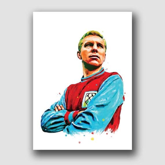 WEST HAM UNITED - BOBBY MOORE (1)