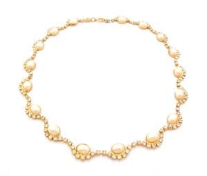 Faux Pearl And Rhinestone Set Ornate Design Retro Choker Necklace