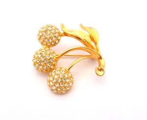 Retro Cherry Berry Fruit And Leaf Design Rhinestone Detailed Brooch