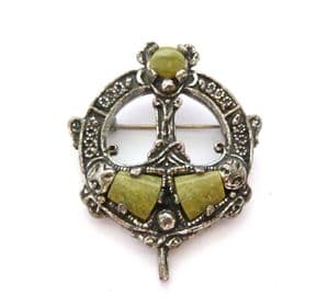 Vintage Celtic Scottish Penannular Style Brooch With Faux Connemara Marble Gemstones