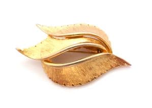 Vintage Coro Textured Golden Leaves Naturalistic Design Leaf Brooch