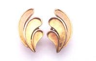 Vintage Crown Trifari Gold Tone Curving Leaf Abstract Fan Design Clip On Earrings
